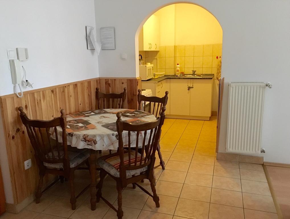 Horváth Apartman Cserkeszőlő Kültér fotó